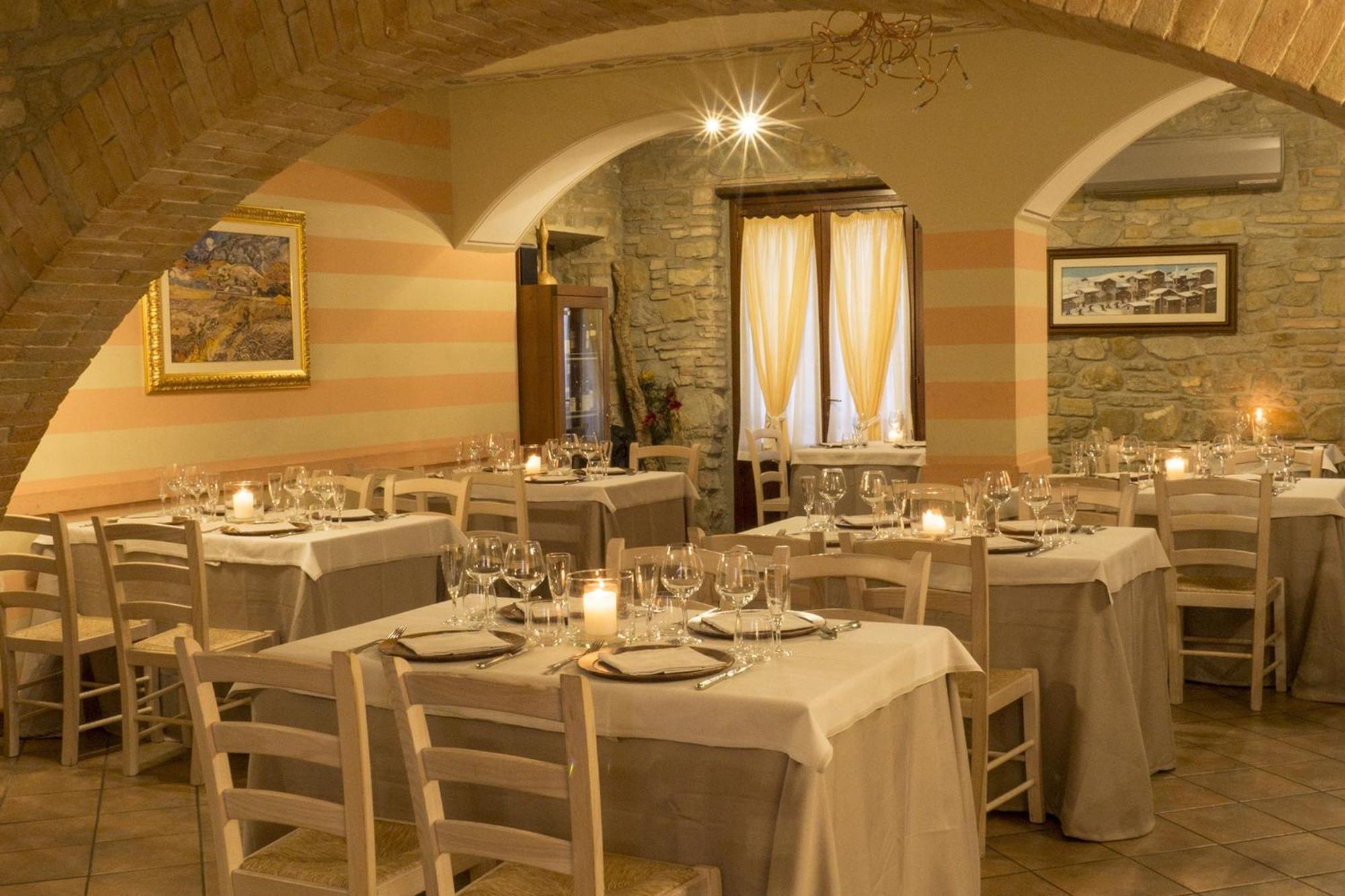 Farm stay Il Melograno Agriturismo & Spa Pianello (Umbria)