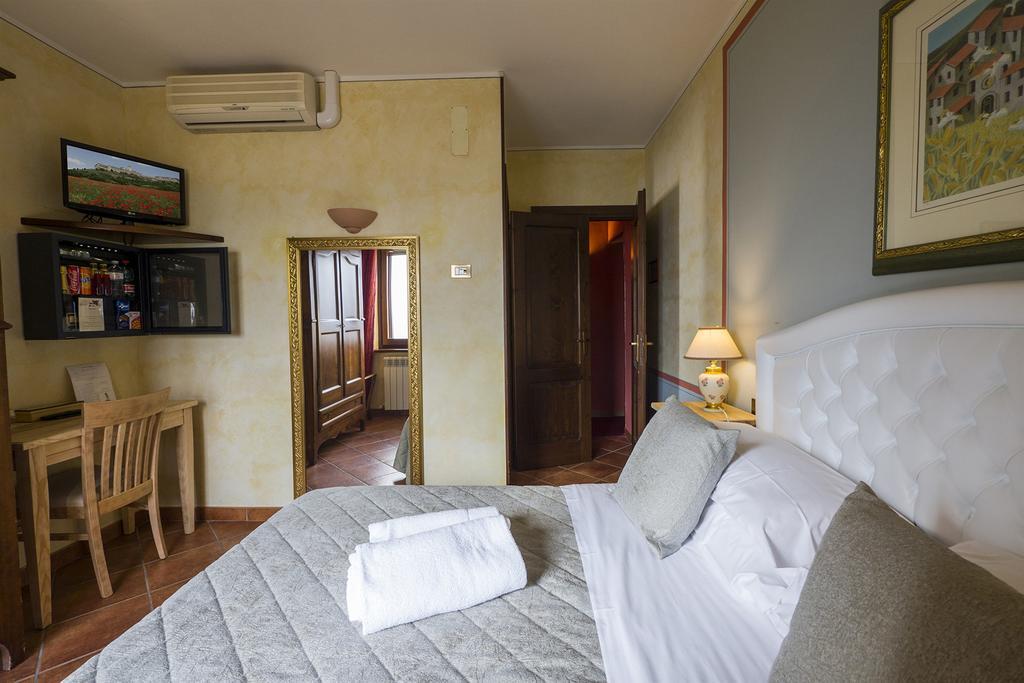 Farm stay Il Melograno Agriturismo & Spa Pianello (Umbria)